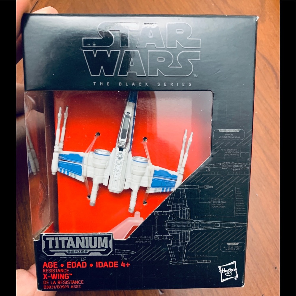 Star Wars Titanium Series 02 X Wing
